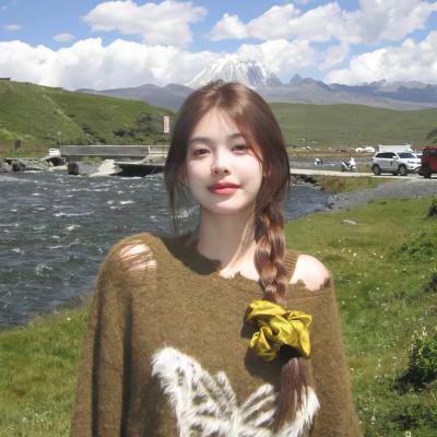镜内情谜